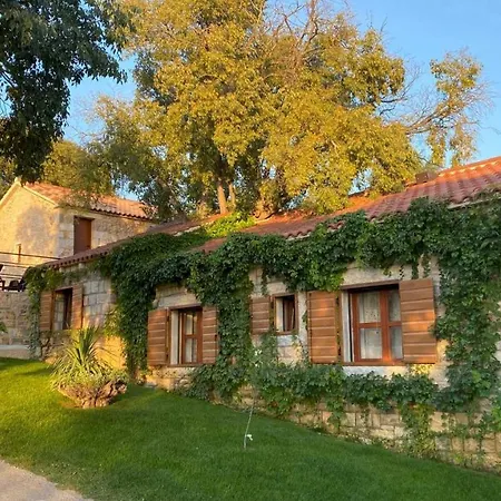 Stone Holiday Homes Stankovci With Pool And Mediterranean Gardens Exterior photo