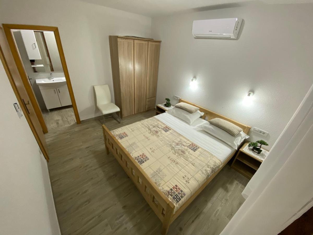 Stone Homes Stankovci With Pool And Mediterranean Gardens * Stankovci (Zadar)