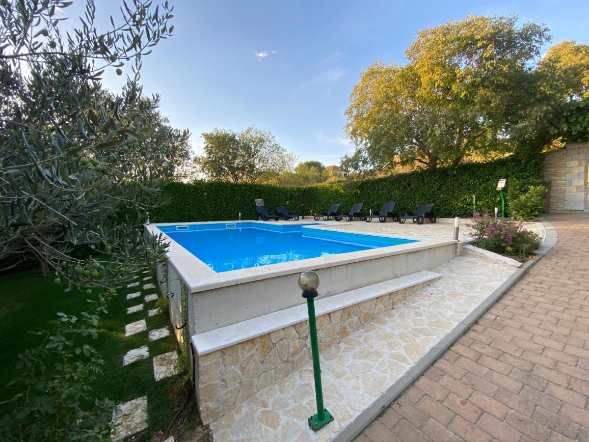 Stone Homes Stankovci With Pool And Mediterranean Gardens Stankovci (Zadar)