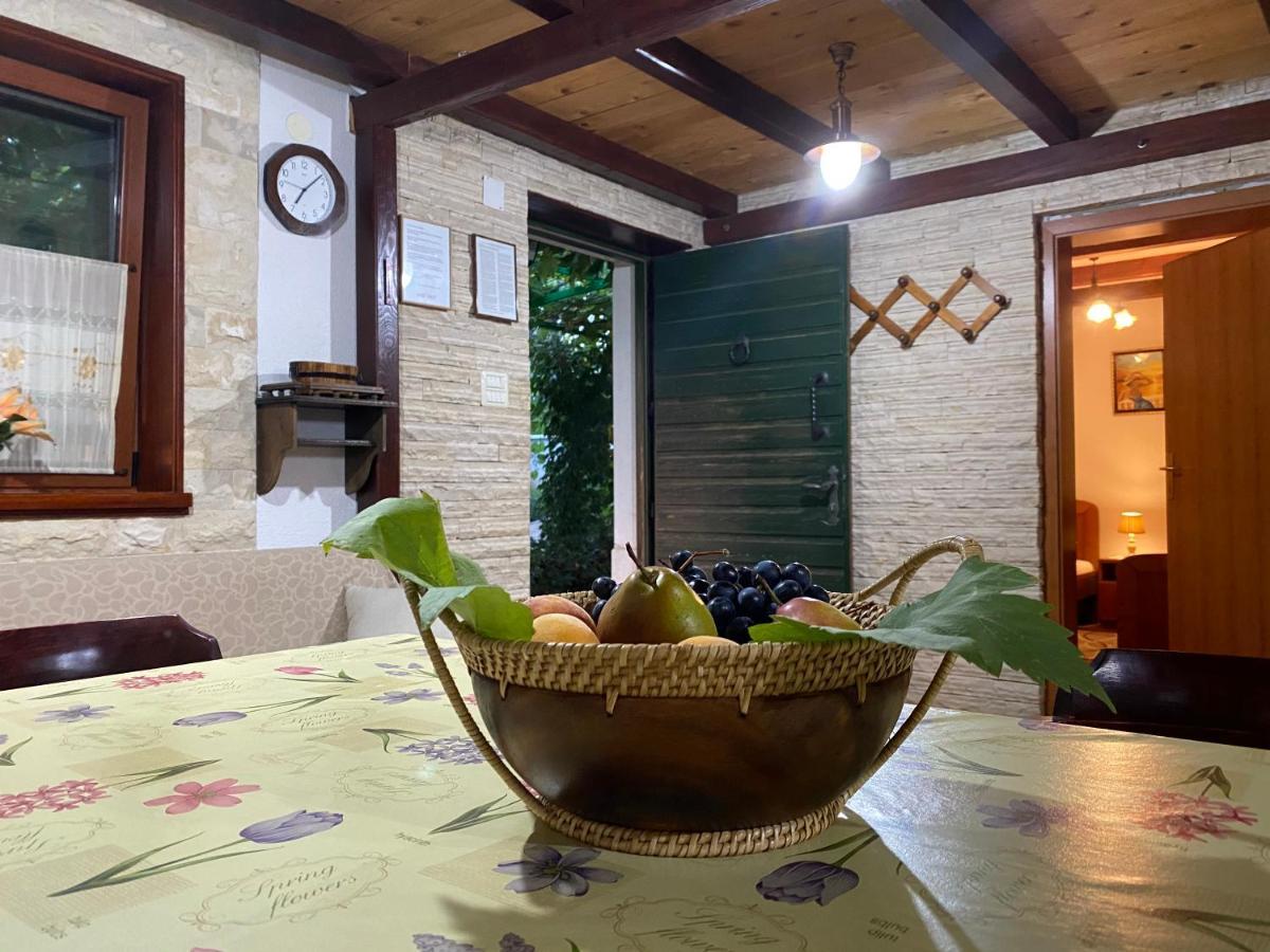 Stone Homes Stankovci With Pool And Mediterranean Gardens Stankovci (Zadar)